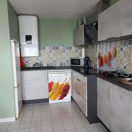Apartment Amoureva,t2, Vue Lagon, Proche Mer, Parking, Clim, Piscine